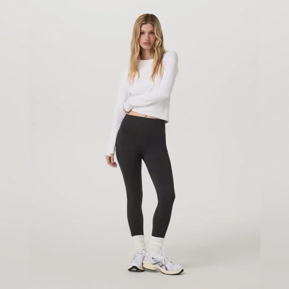 NWT Vuori Chilled Out Legging Black Medium VW4461 - Picture 6 of 11